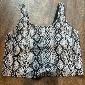 dick’s sporting goods cropped tank top - size medium